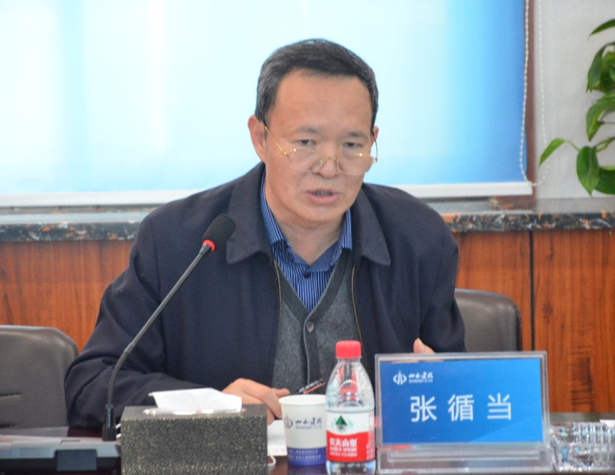 建投集團(tuán)執(zhí)行總工程師張?zhí)逡恍袑瘓F(tuán)裝配式鋼結(jié)構(gòu)工程進(jìn)行調(diào)研指導(dǎo)