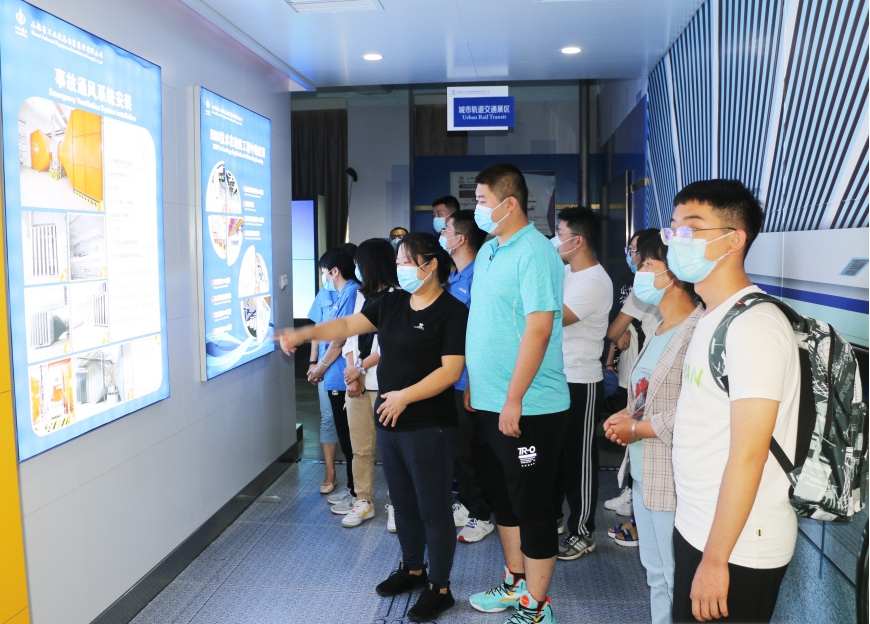 山西建投安裝集團舉辦職工子女大學入學歡慶系列活動