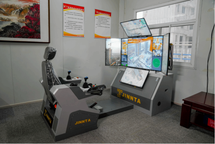 山西建投工程機(jī)械公司晉塔遠(yuǎn)程駕駛塔機(jī)亮相錦繡汾東項(xiàng)目