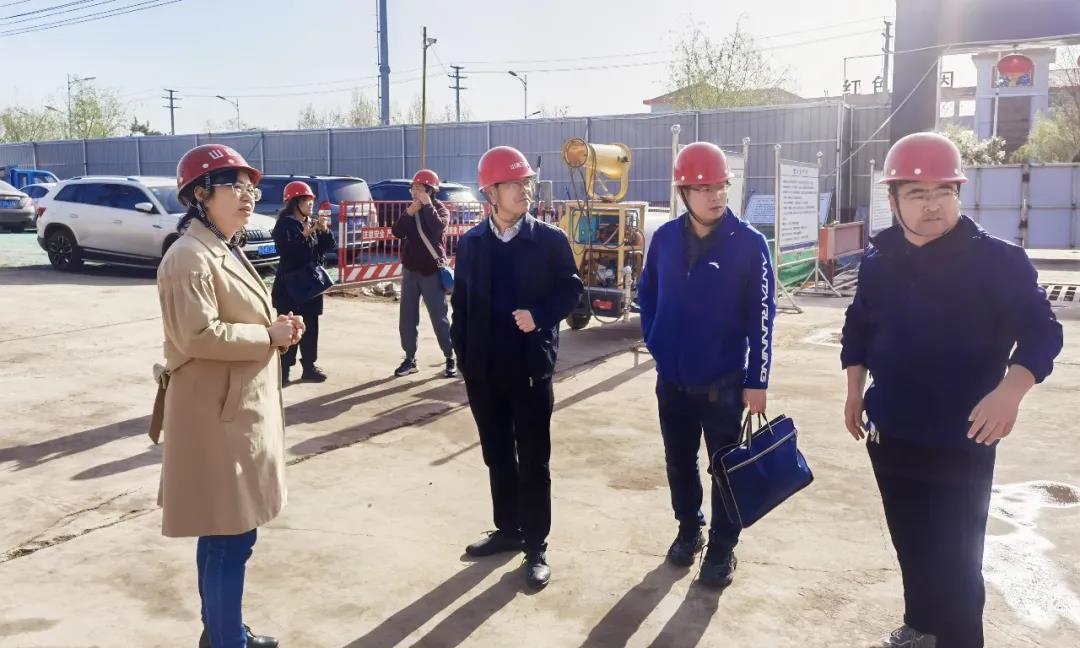 山西省人社廳領(lǐng)導督導檢查山西建投三建集團沁源縣太岳壹號院項目