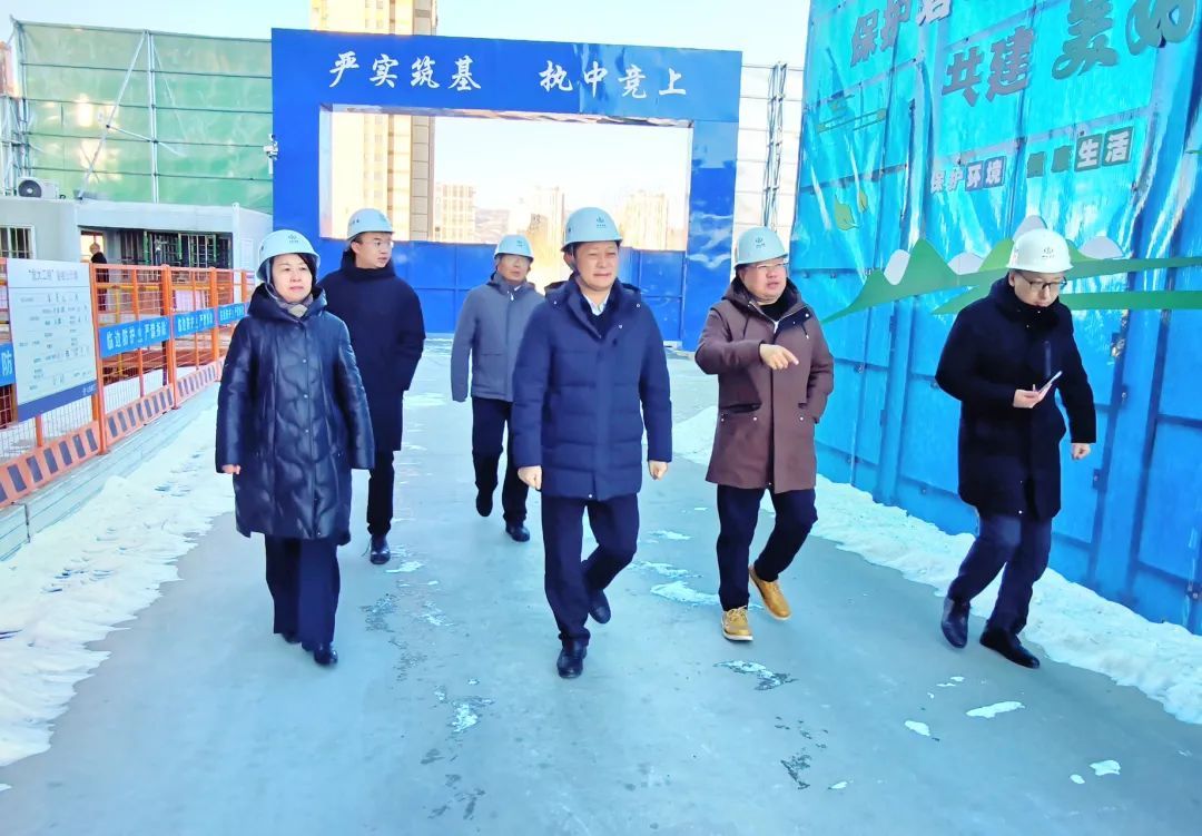 山西建投集團(tuán)主要領(lǐng)導(dǎo)深入項(xiàng)目一線開(kāi)展帶班檢查