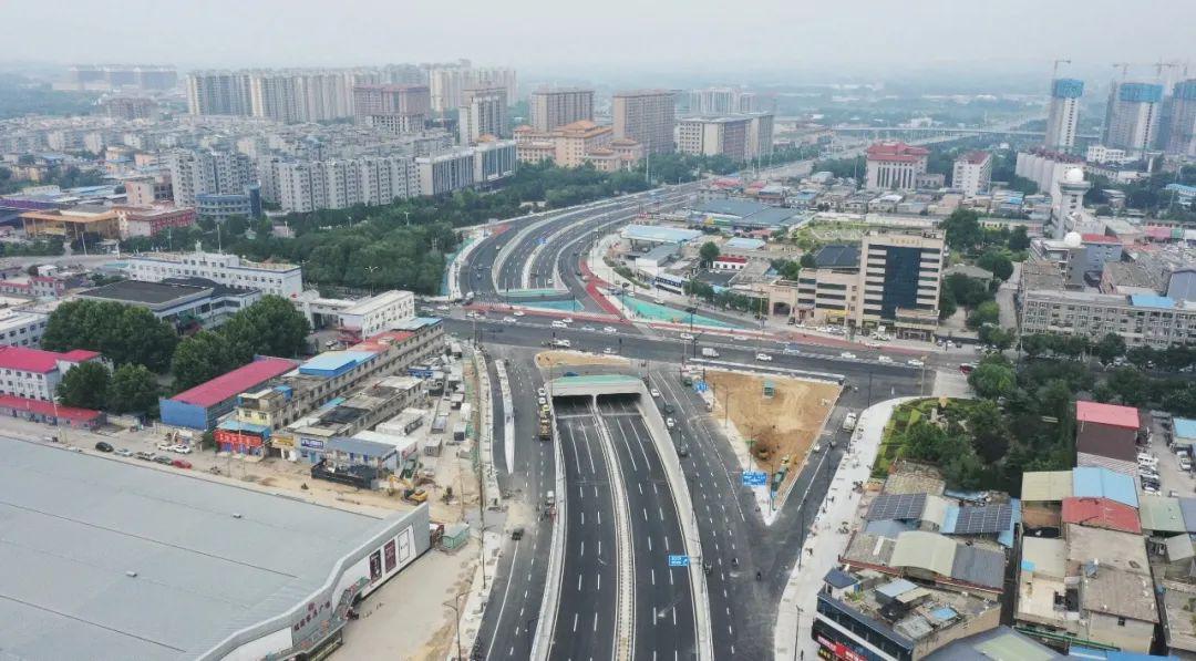 山西建投一建集團承建的臨汾市三岔口改造工程全線通車