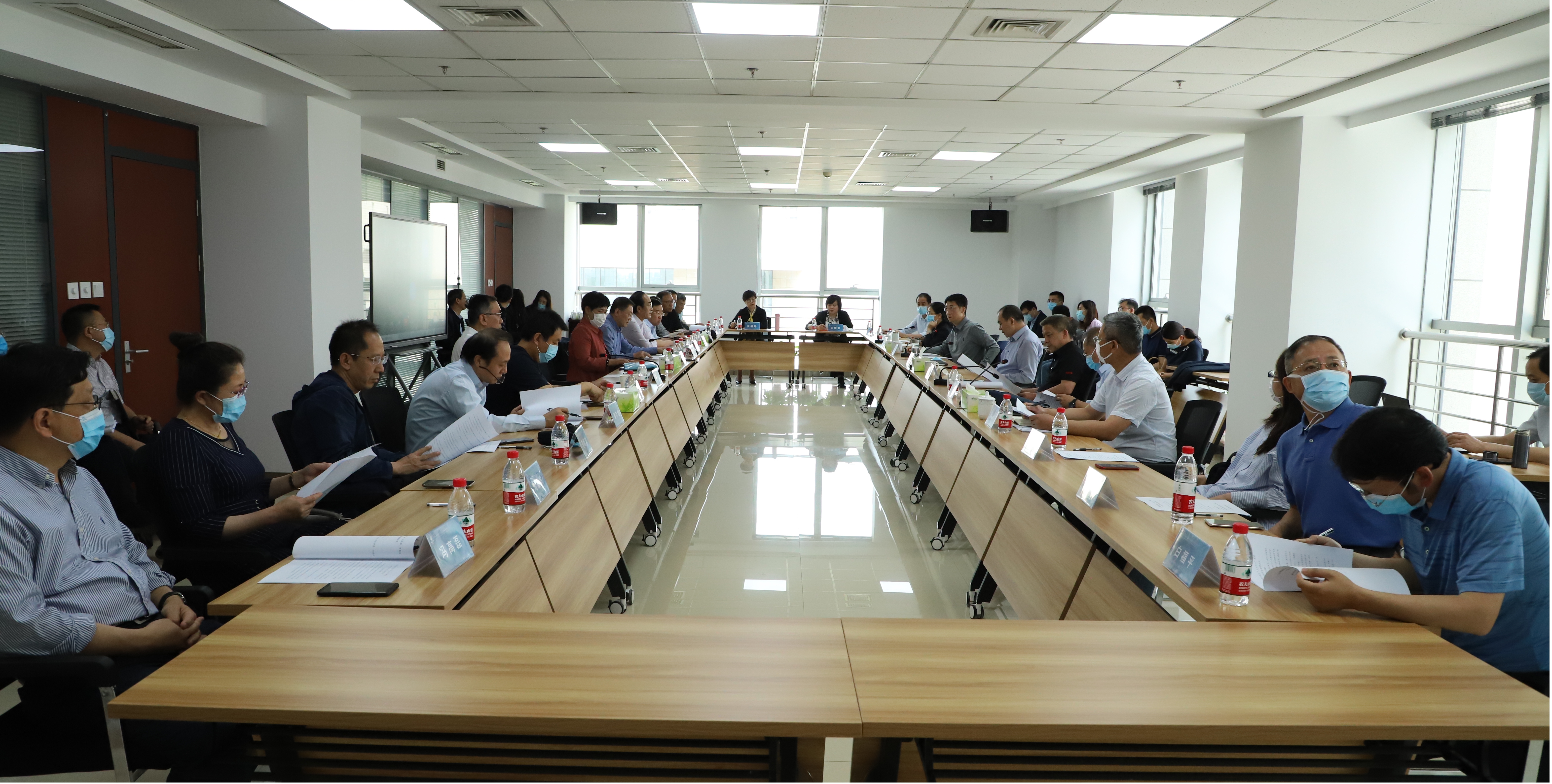 山西建投“五大中心”項(xiàng)目建設(shè)專家工作委員會咨詢工作正式啟動