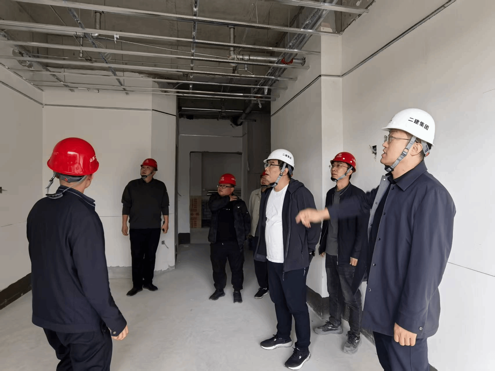 山西建投二建集團承建的偏關縣人民醫(yī)院新址項目喜獲表揚信