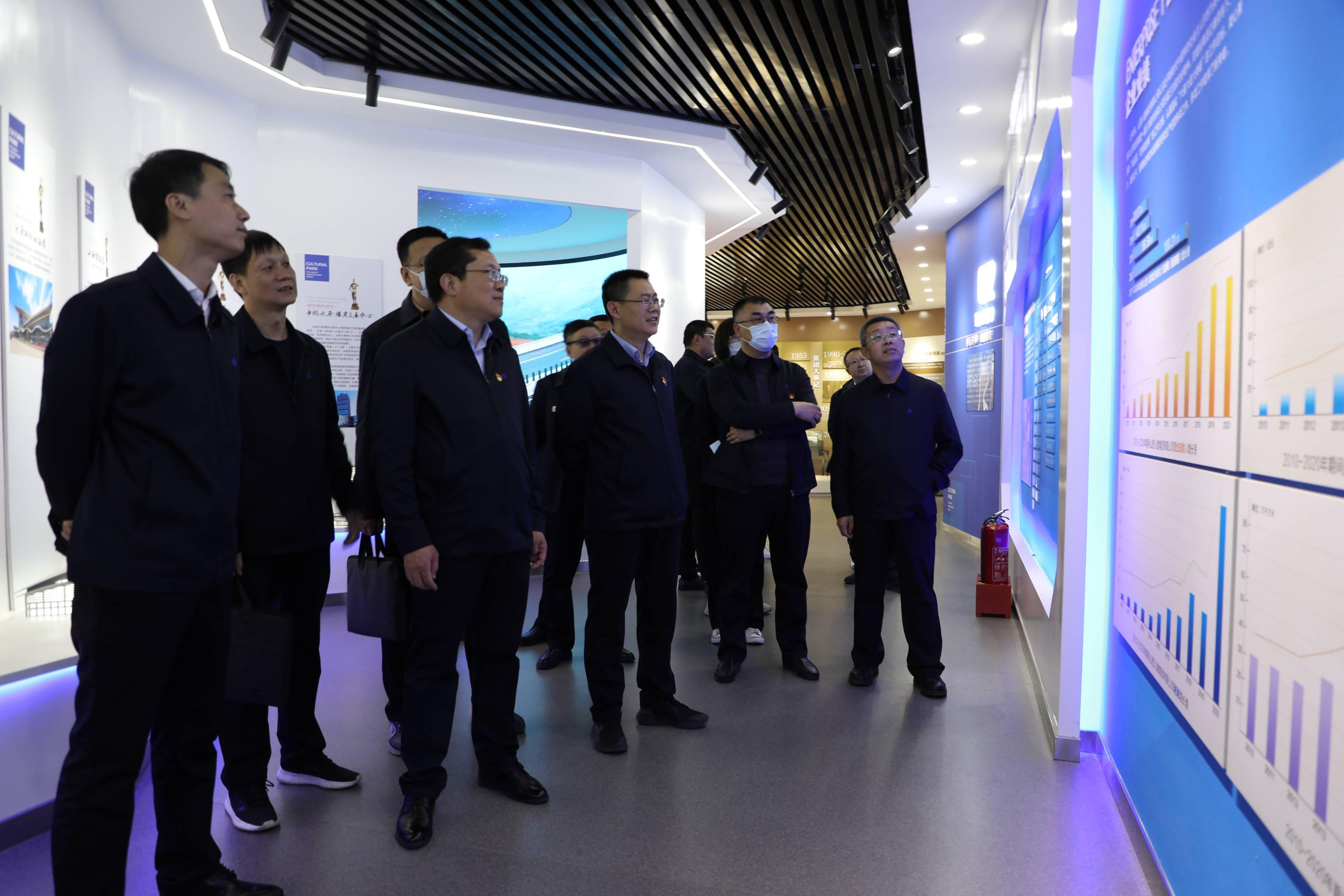 山西建投六建集團來八建集團對標交流