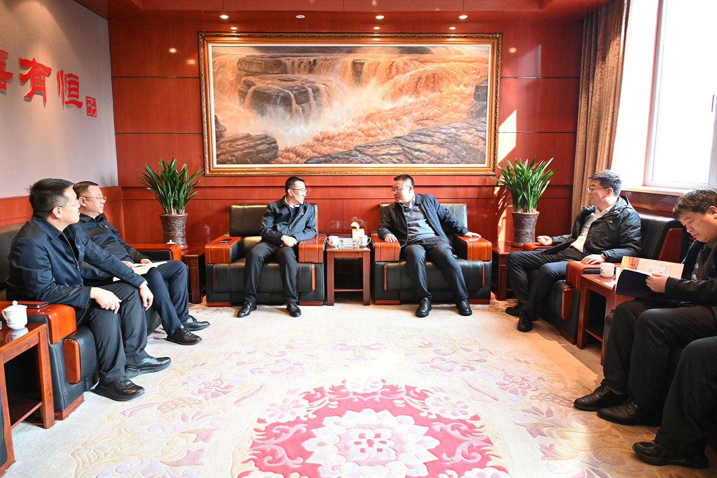 山西建投四建集團(tuán)與壺關(guān)縣開展座談交流