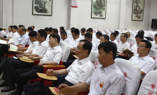 【基層動(dòng)態(tài)】?jī)?nèi)容充實(shí) 效果突出 ——山西建投機(jī)械化集團(tuán)深入開(kāi)展 “不忘初心、牢記使命”主題教育