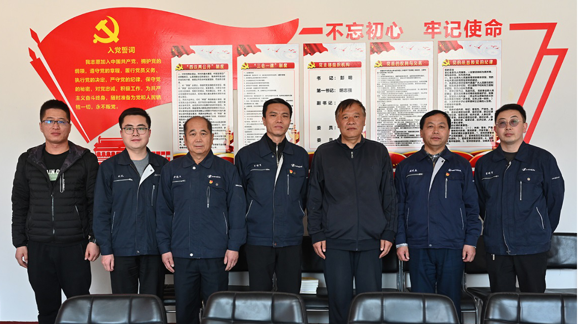 脫貧攻堅(jiān)見行動(dòng) 入戶走訪暖人心——山西四建集團(tuán)領(lǐng)導(dǎo)到繁峙縣入戶走訪扶貧幫扶戶