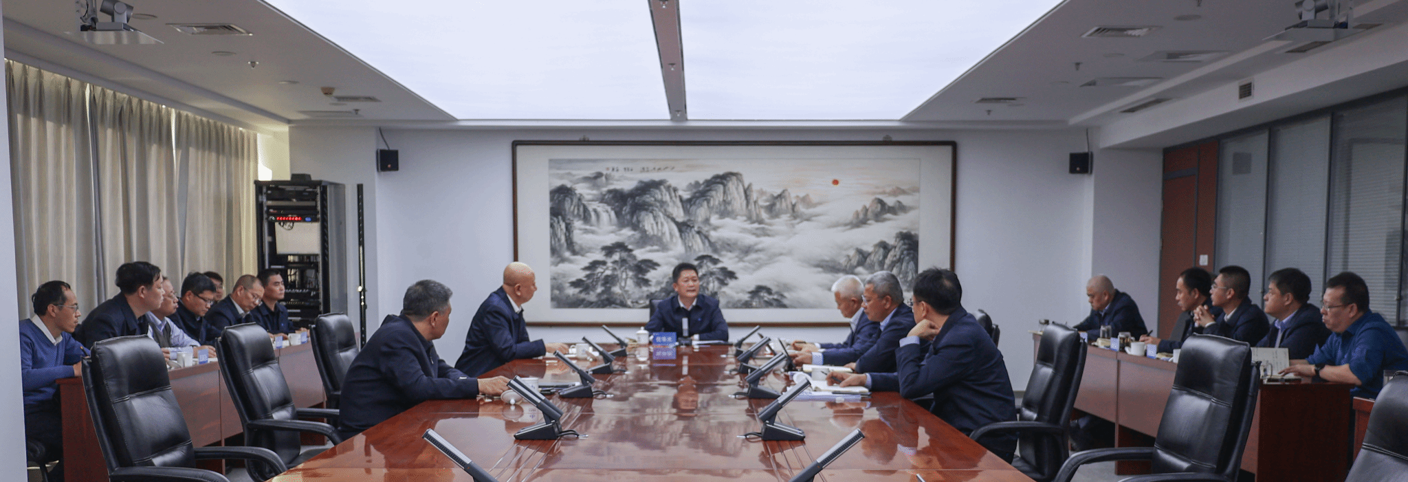 山西建投集團(tuán)傳達(dá)學(xué)習(xí)貫徹省委十二屆九次全會(huì)暨省委經(jīng)濟(jì)工作會(huì)議精神