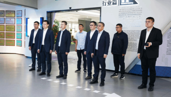 上海市建筑科學(xué)研究院有限公司黨委書記、執(zhí)行董事楊建榮一行到訪山西建投瀟河產(chǎn)業(yè)公司