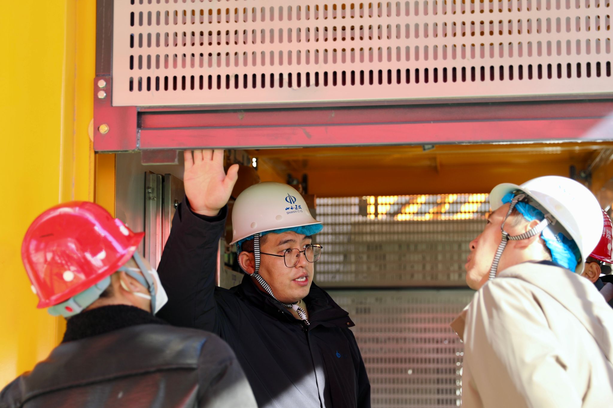 山西建投工程機(jī)械公司晉塔智能裝備在多場觀摩活動(dòng)中廣受贊譽(yù)