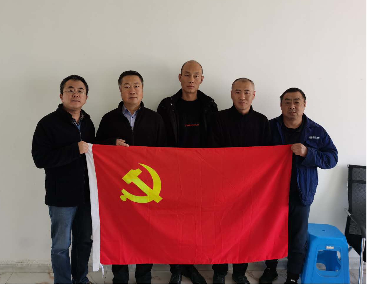 山西建投機(jī)械化集團(tuán) 大涼山中的“堅(jiān)守者”