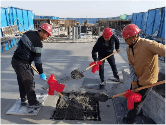 山西建投六建集團承建的圣惠新區(qū)控規(guī)Ⅰ區(qū)一期棚戶區(qū)建設(shè)項目封頂