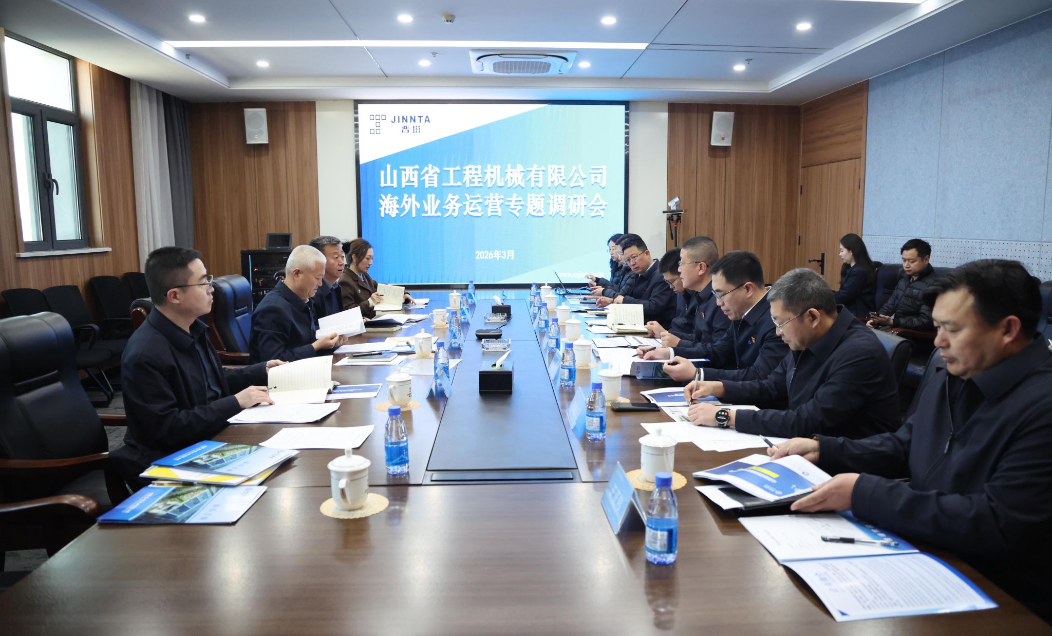 山西建投集團(tuán)黨委副書記、副董事長、總經(jīng)理杜銳調(diào)研工程機(jī)械公司海外市場和所屬智能建造科技公司