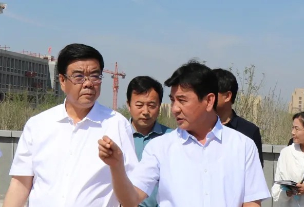 晉中市委書(shū)記在山西建投承建的山西職教港項(xiàng)目調(diào)研