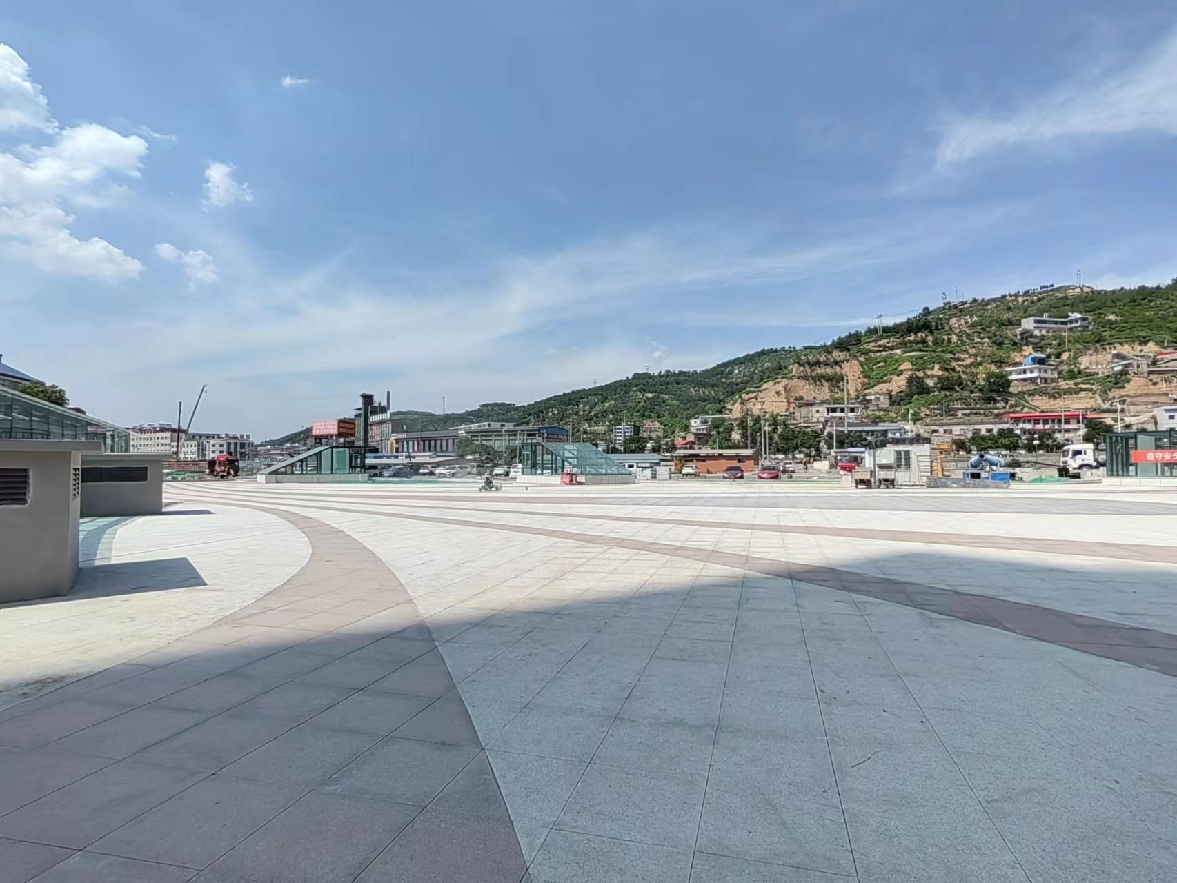 新地標！山西建投五建集團中陽縣中陽廣場及停車場項目開始運營